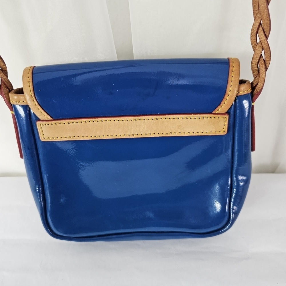 Dooney & Bourke Flap Pleated Crossbody bag ocean blue patent leather - Picture 4 of 14